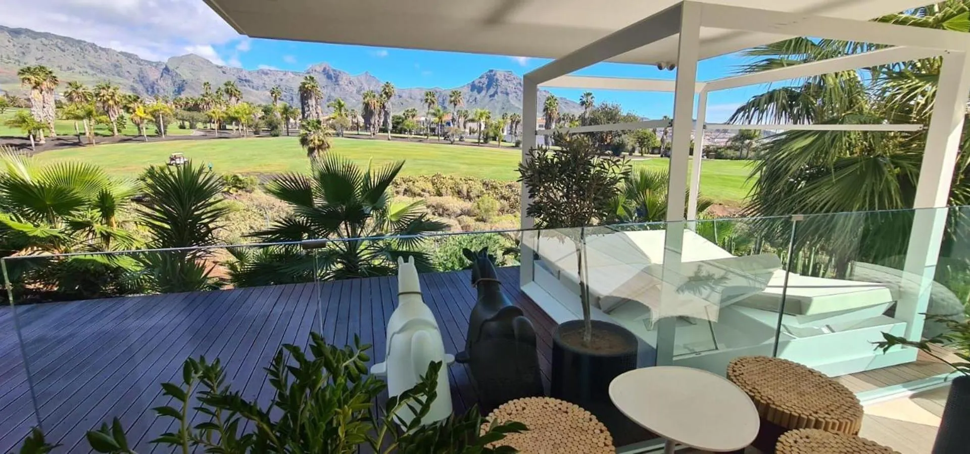 Luxury Villa Rebeka - Heated Pool And Jacuzzi Costa Adeje  0*, Costa Adeje (Tenerife)
