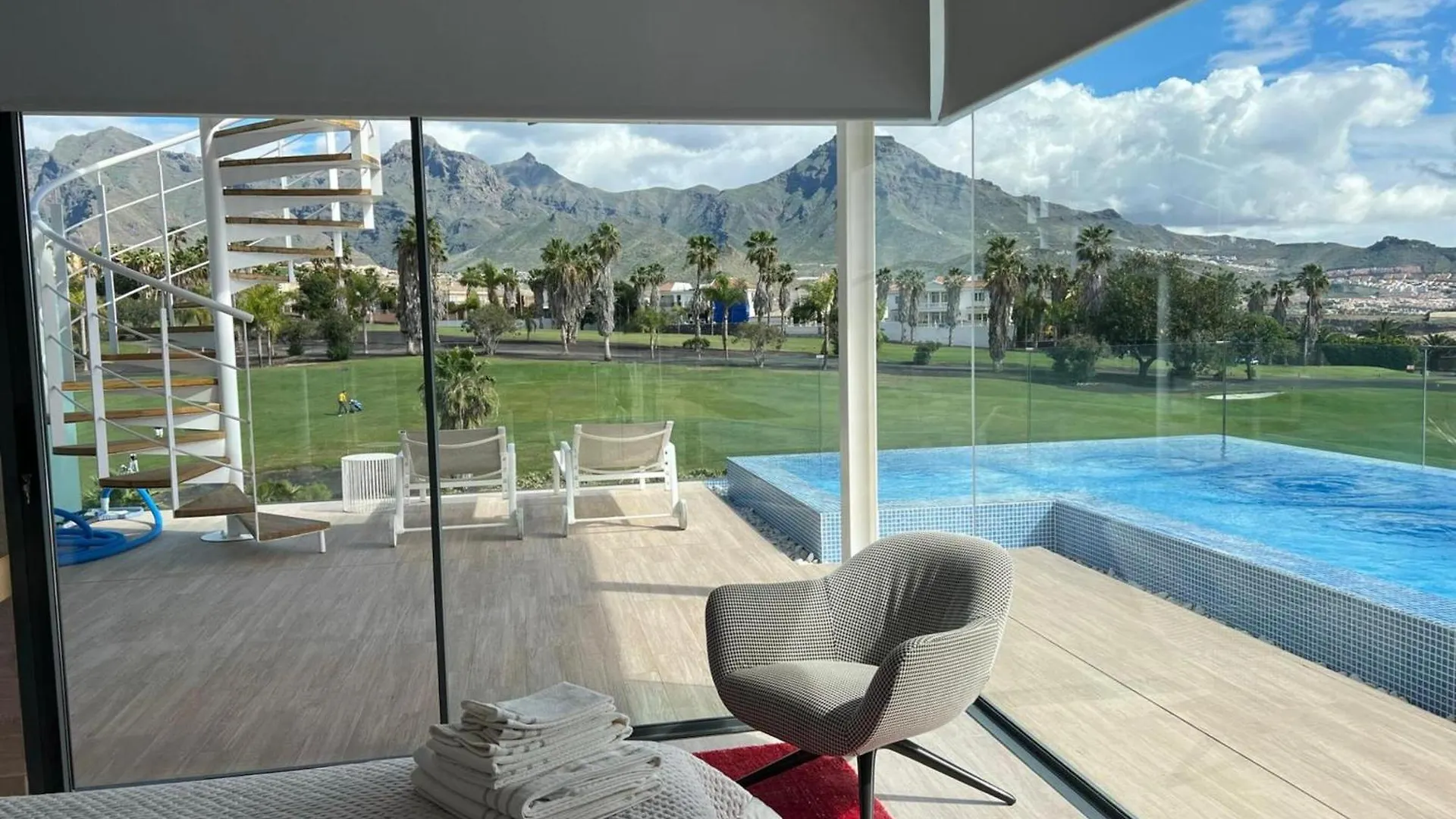 Luxury Villa Rebeka - Heated Pool And Jacuzzi Costa Adeje
